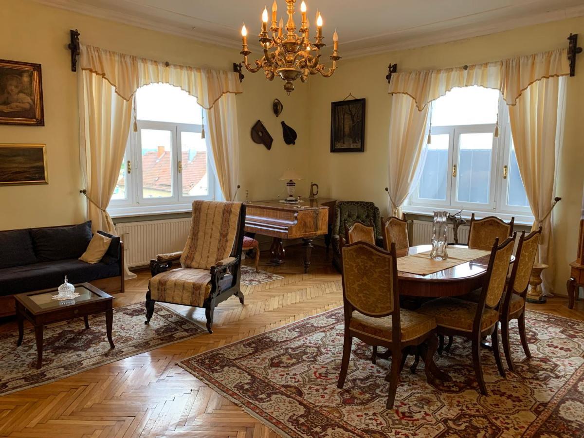 The Marchburg Apartment Maribor Extérieur photo