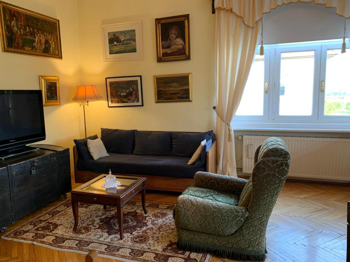 The Marchburg Apartment Maribor Extérieur photo